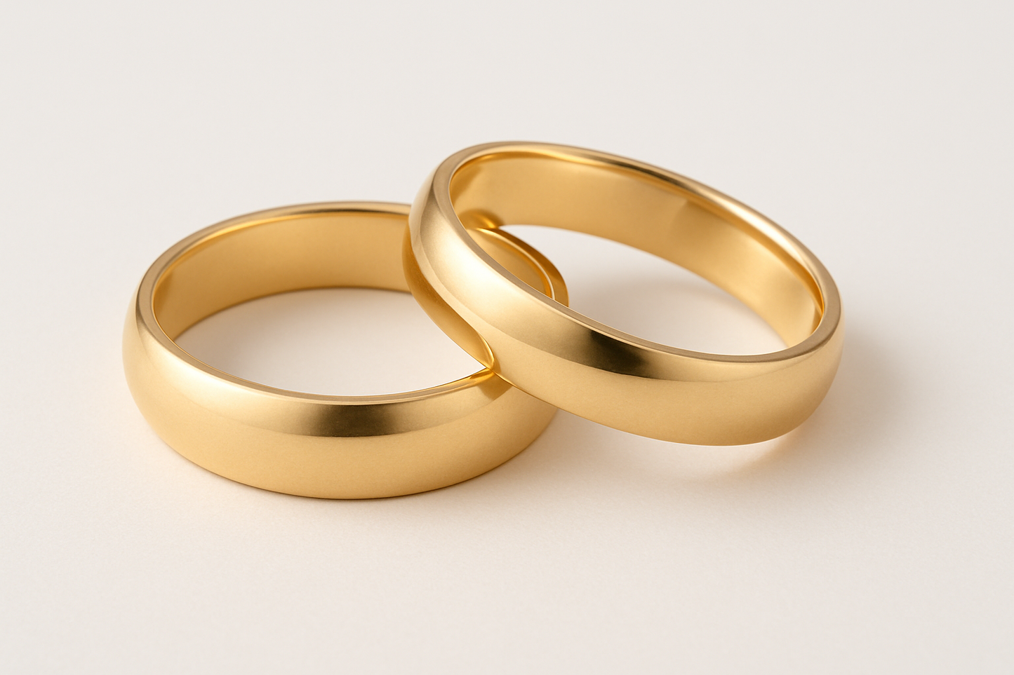 Faça um par de alianças 5mm de ouro 10k,